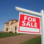 Pros and Cons of Selling Your House Without a Realtor